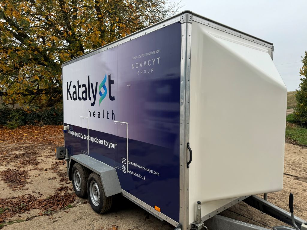 T136 trailer